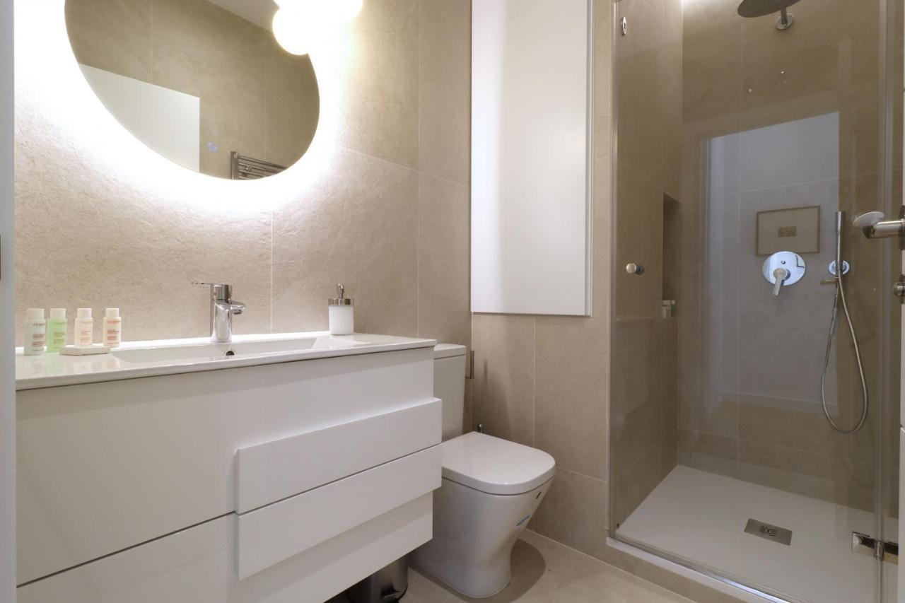 Reina Sofia Boutique II Apartment Мадрид Екстериор снимка
