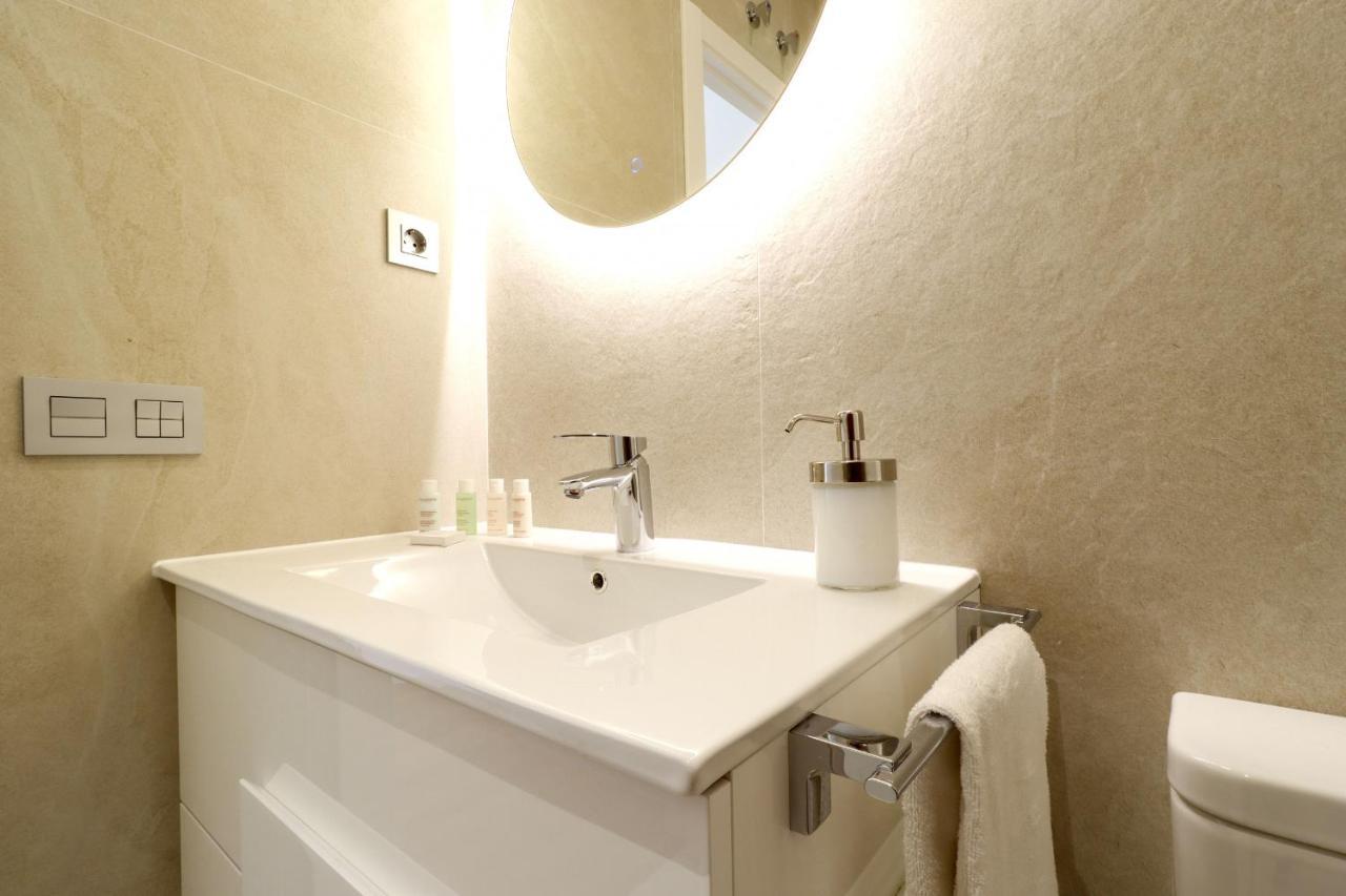 Reina Sofia Boutique II Apartment Мадрид Екстериор снимка